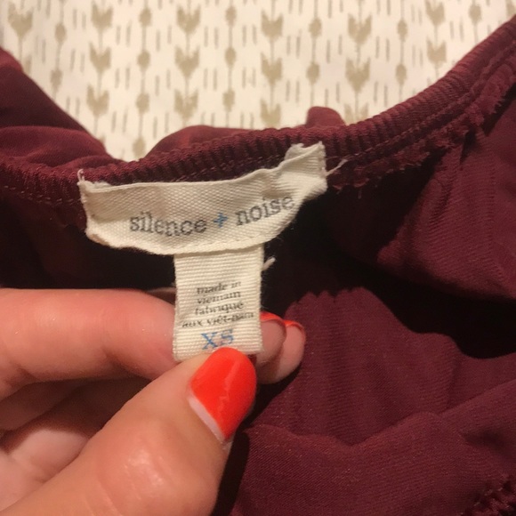 maroon romper - Picture 2 of 2